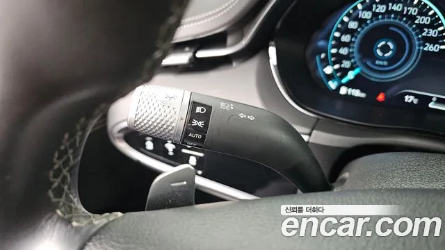 Genesis GV70 — Фото автомобиля 28