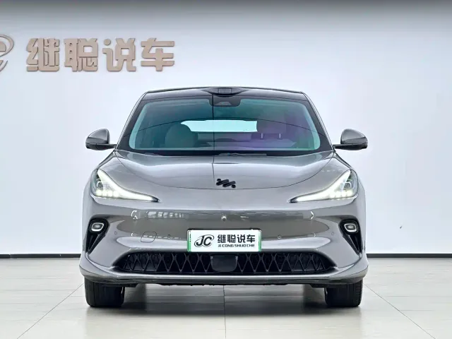 IM Motors LS6 — Фото автомобиля 2