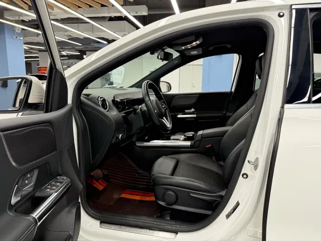 Mercedes-Benz B-Class — Фото автомобиля 11