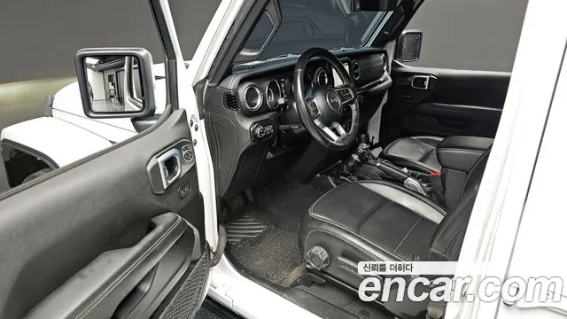Jeep Wrangler Wrangler (JL) 2.0 Overland 4 двери — Фото автомобиля 12