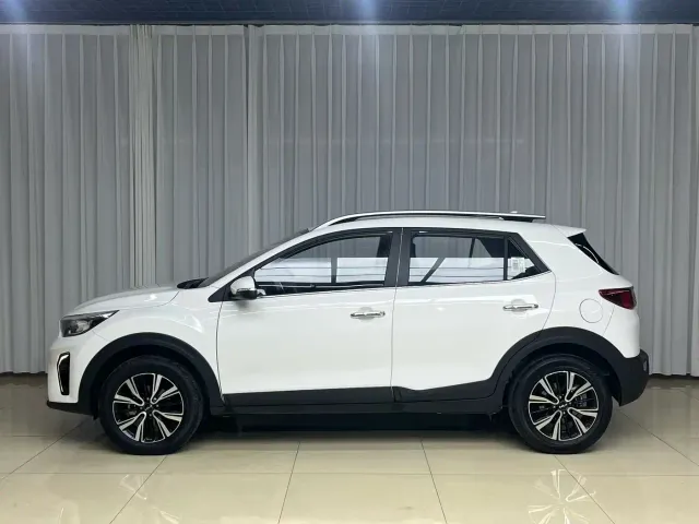 Kia KX1 — Фото автомобиля 4