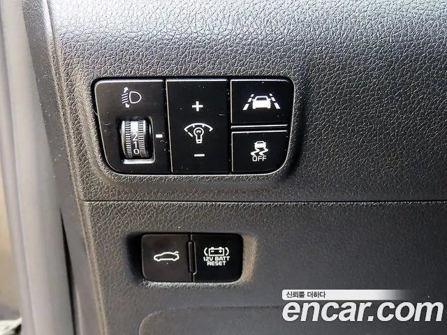 Kia K5 Generation 3 — Фото автомобиля 12