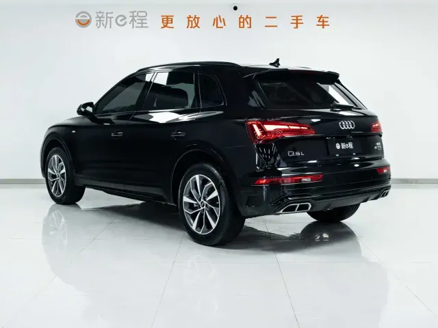 Audi Q5L — Фото автомобиля 4