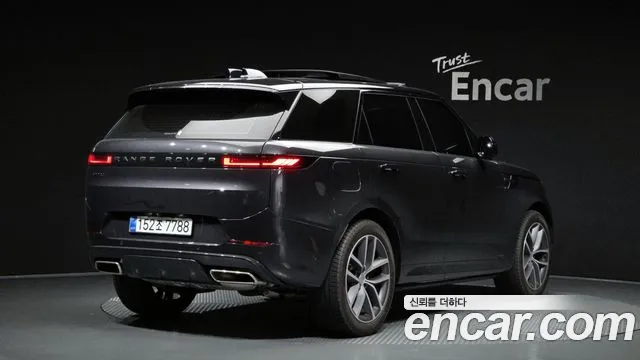 Land Rover Range Rover Sport — Фото автомобиля 2