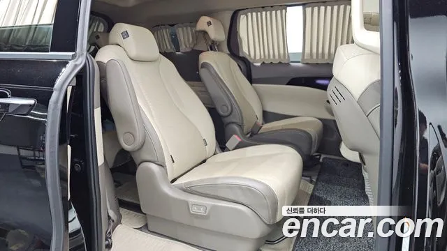 Kia Carnival 4th Gen — Фото автомобиля 18