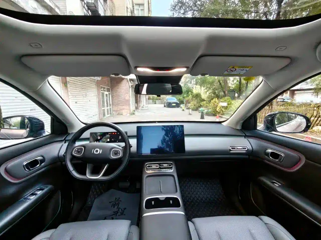 Changan Qiyuan Q05 — Фото автомобиля 10