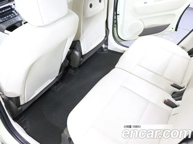 Hyundai Casper Electric — Фото автомобиля 16