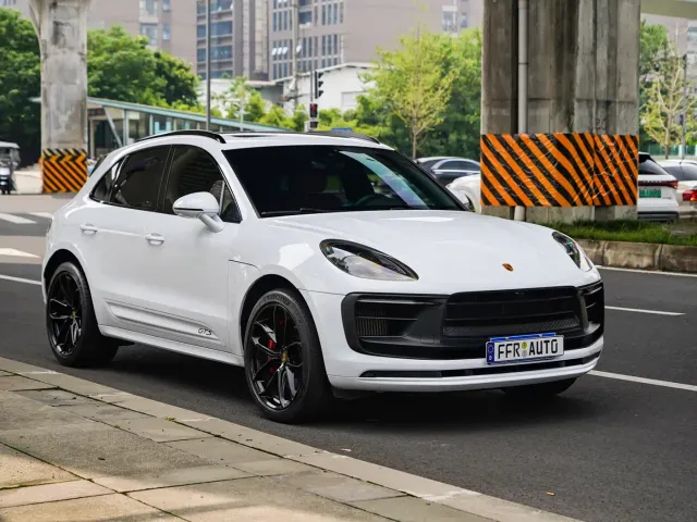 Porsche Macan — Фото автомобиля 15