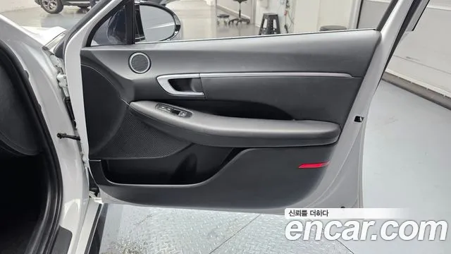 Hyundai Sonata — Фото автомобиля 14