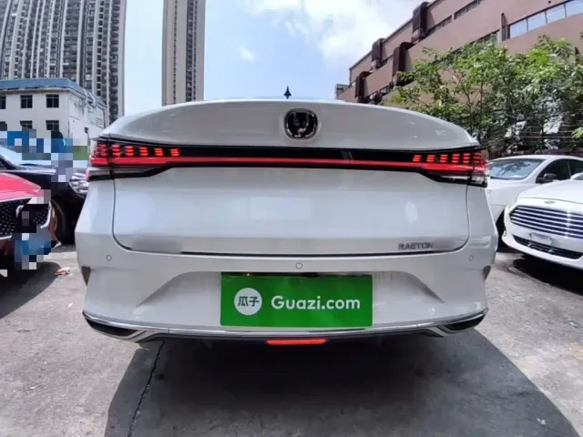 Changan Raeton Plus — Фото автомобиля 5