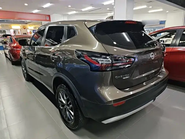 Nissan Qashqai — Фото автомобиля 4
