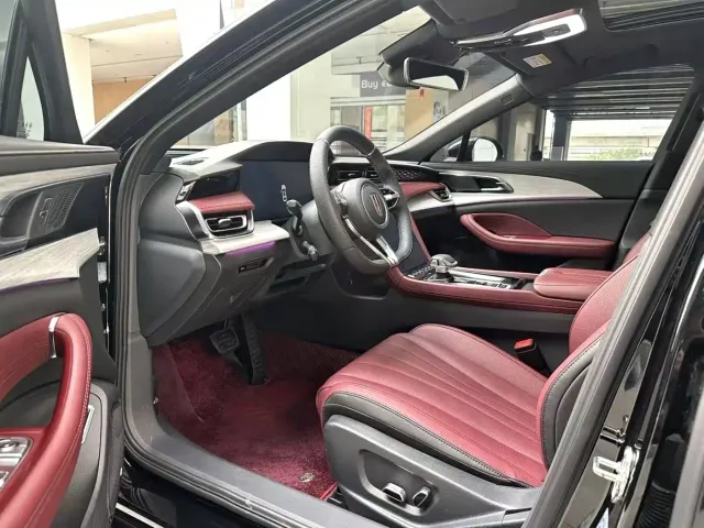 Hongqi H5 — Фото автомобиля 7