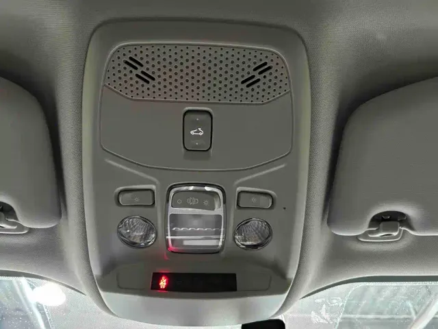 Peugeot 2008 — Фото автомобиля 14