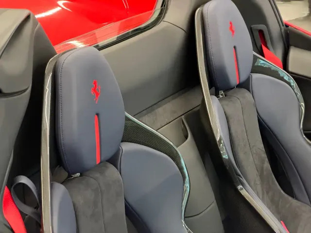 Ferrari SF90 — Фото автомобиля 9