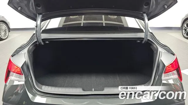 Hyundai Avante CN7 — Фото автомобиля 26