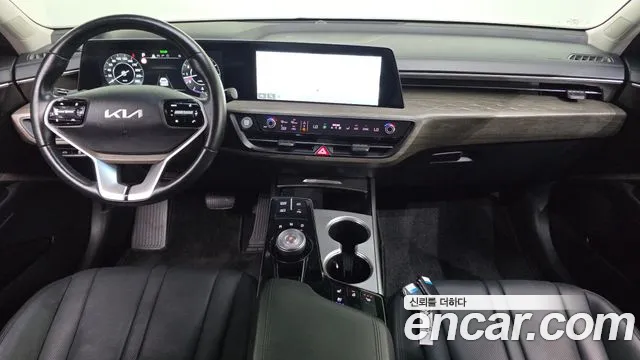 Kia K8 — Фото автомобиля 7