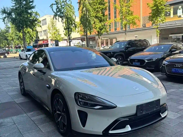 Xiaomi SU7 — Фото автомобиля 3