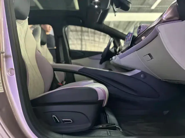 BYD Dolphin — Фото автомобиля 12