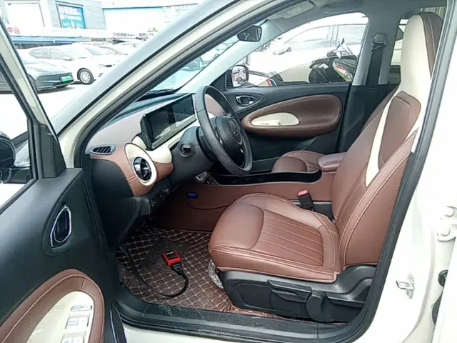 Wuling Bingo — Фото автомобиля 15