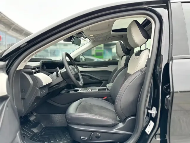 Ford Mondeo — Фото автомобиля 3