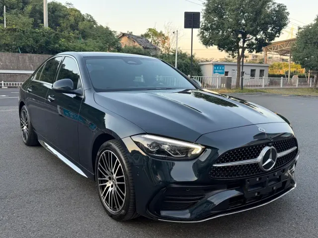 Mercedes-Benz C-Class — Фото автомобиля 4