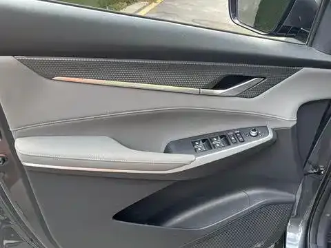 Changan CS75 Plus — Фото автомобиля 15