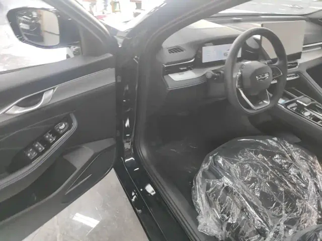 Geely Xingrui — Фото автомобиля 15