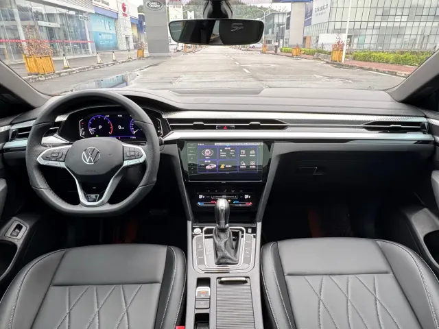 Volkswagen CC — Фото автомобиля 9