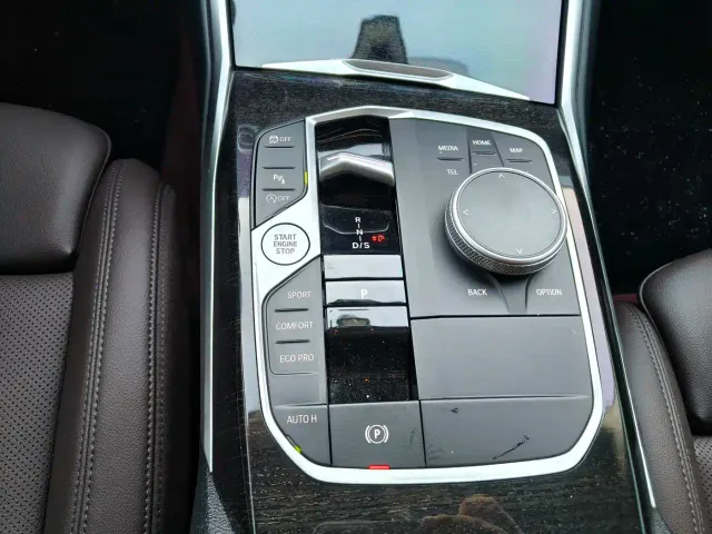 BMW 3 Series — Фото автомобиля 16