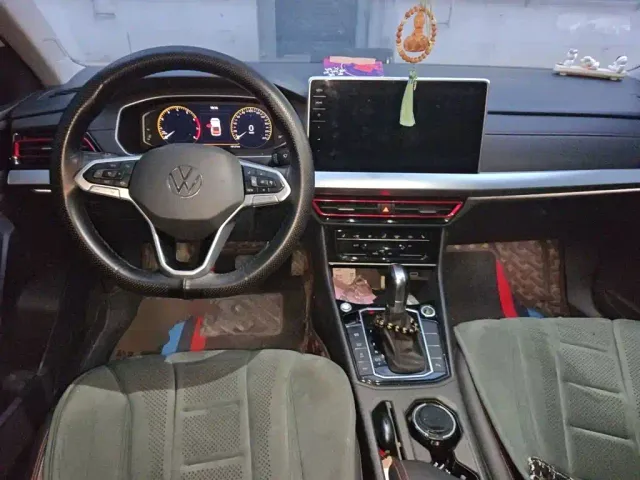 Volkswagen Lavida — Фото автомобиля 5
