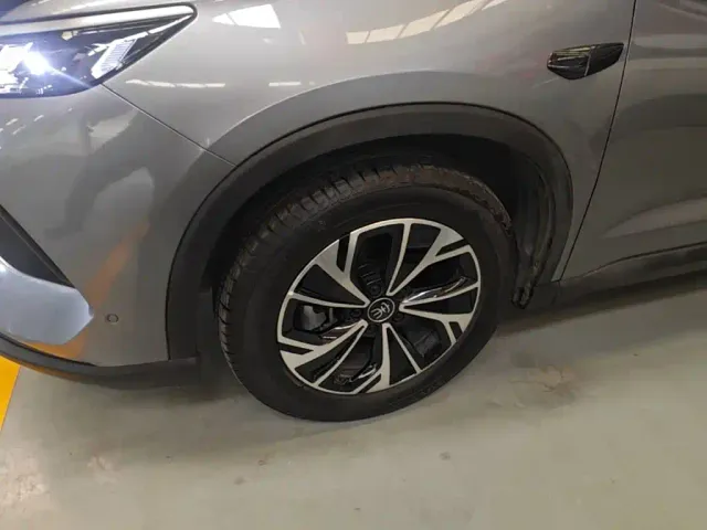 BYD Song Pro — Фото автомобиля 22