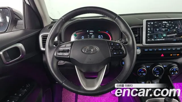 Hyundai Venue — Фото автомобиля 13
