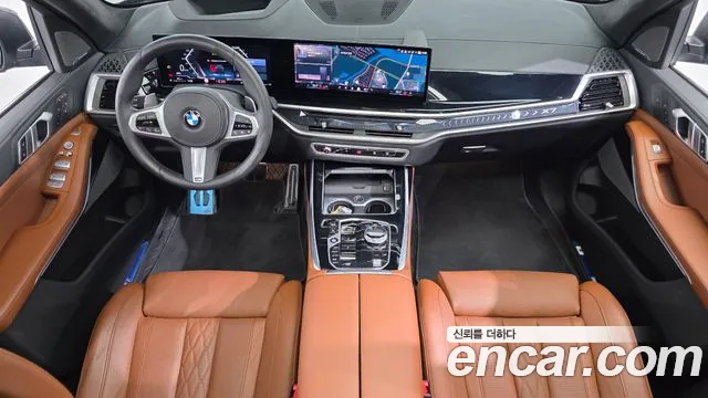 BMW X7 — Фото автомобиля 7