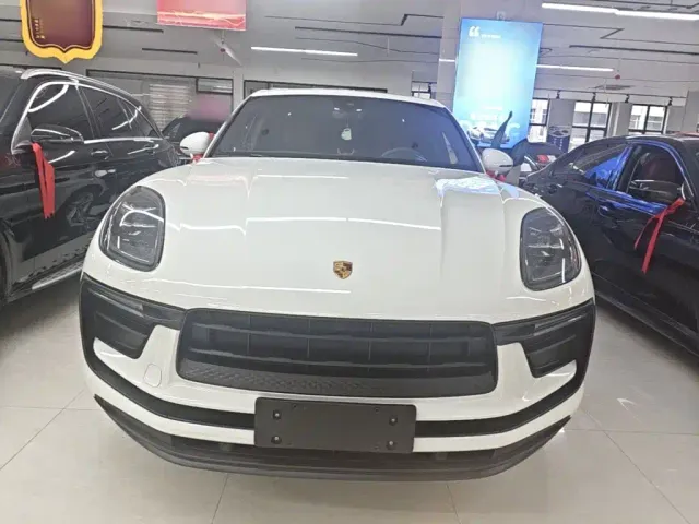Porsche Macan — Фото автомобиля 2