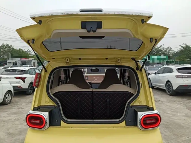 Wuling Hongguang Mini EV — Фото автомобиля 18