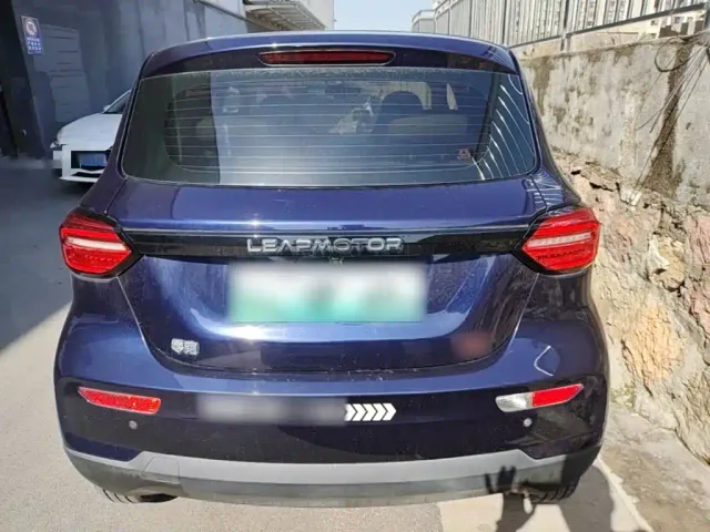 Leapmotor T03 — Фото автомобиля 5