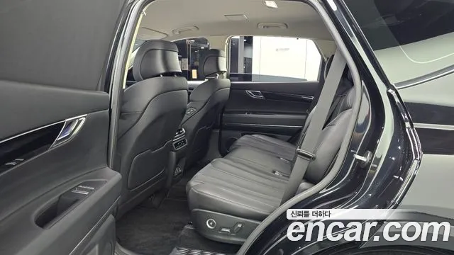 Genesis GV80 — Фото автомобиля 18