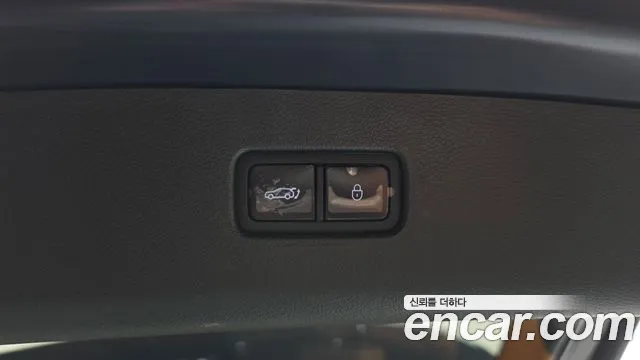 Genesis GV80 — Фото автомобиля 23
