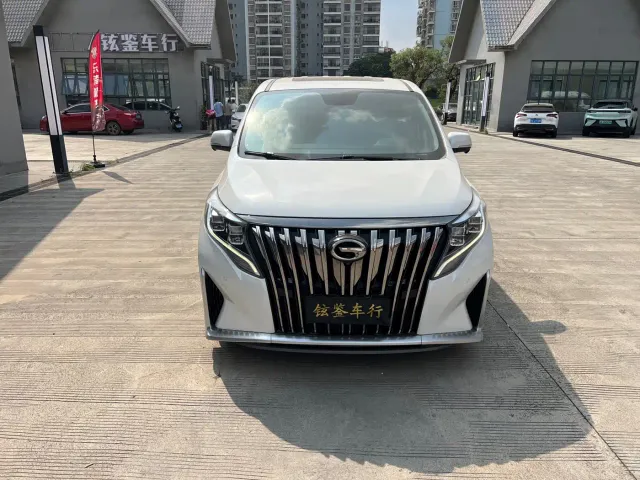 GAC Trumpchi M8 — Фото автомобиля 2