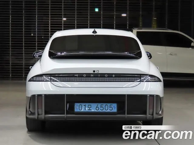 Hyundai Ioniq 6 — Фото автомобиля 4