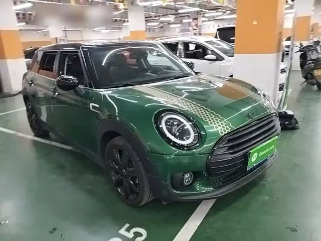 MINI Clubman — Фото автомобиля 3