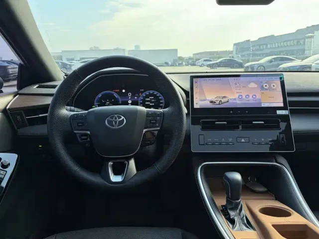 Toyota Avalon — Фото автомобиля 10
