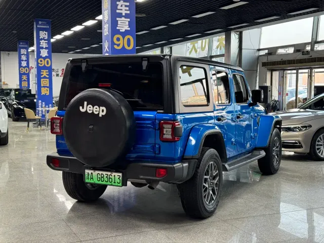 Jeep Wrangler 4xe — Фото автомобиля 15