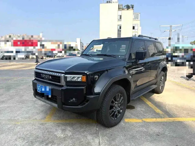 Toyota Prado — Фото автомобиля 2