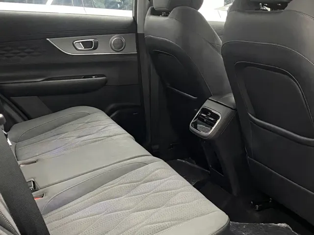 Chery Tiggo 8 PLUS — Фото автомобиля 10