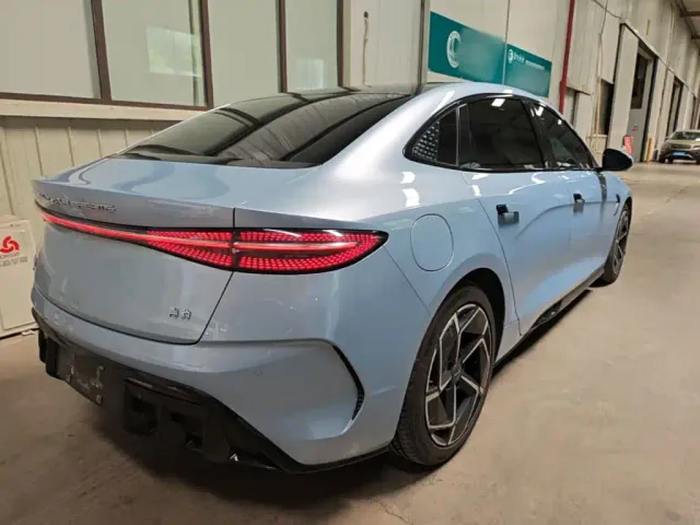 BYD Seal — Фото автомобиля 6