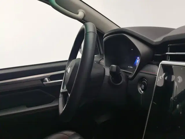 JAC Motors JAC T8 — Фото автомобиля 22