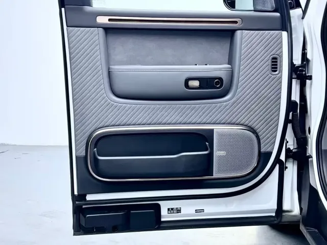 ZEEKR Zeekr MIX 2025 Long Range Intelligent Driving Edition — Фото автомобиля 7