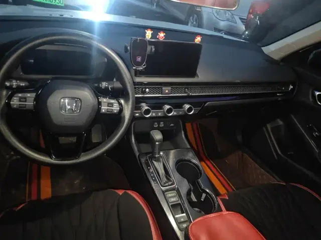 Honda Civic — Фото автомобиля 12