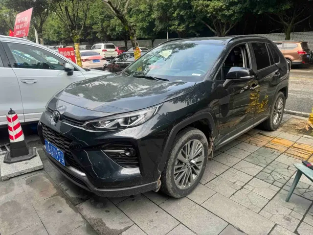 Фотография автомобиля — Toyota Wildlander